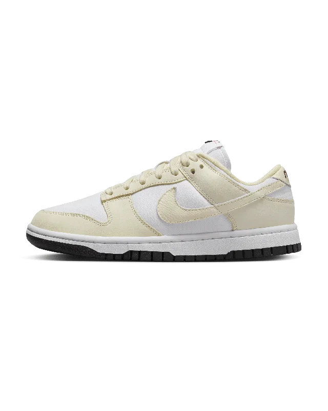 Womens Dunk Low LX - WHITE / COCONUT MILK BLACK SIREN RED