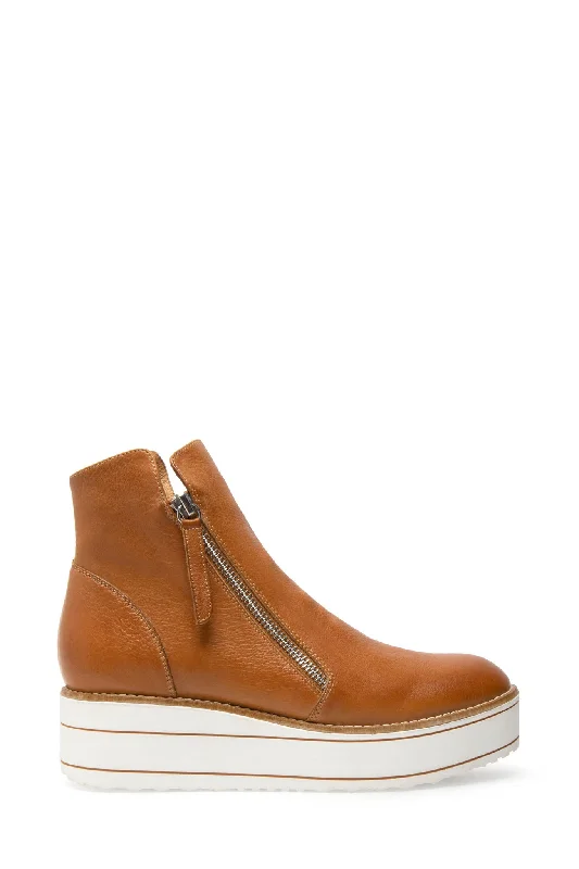 Nene Boot - Tan / White