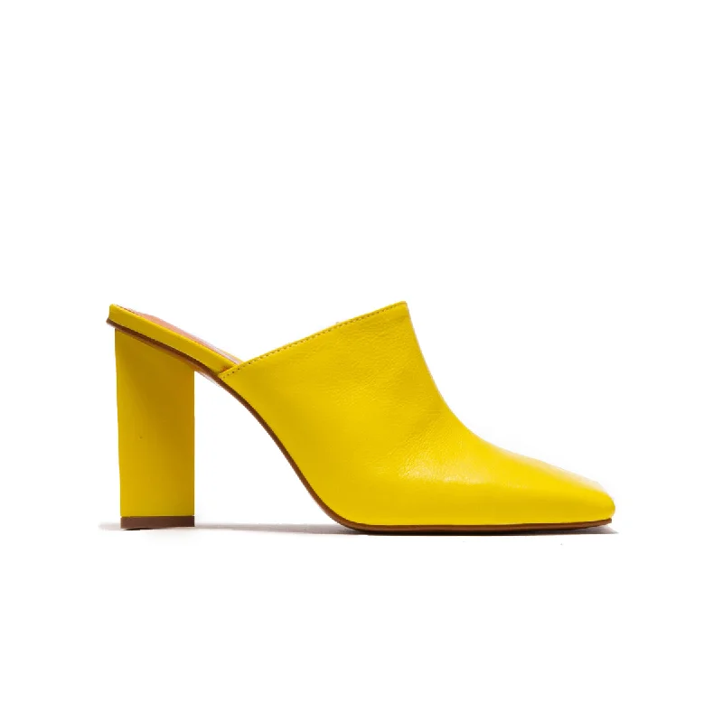 Loutro Yellow Leather