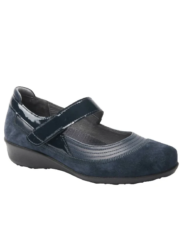 Genoa Casual Shoes - Extra Wide Width In Navy