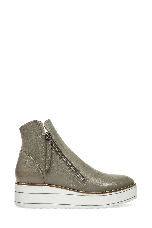 Nene Boot - Khaki / White